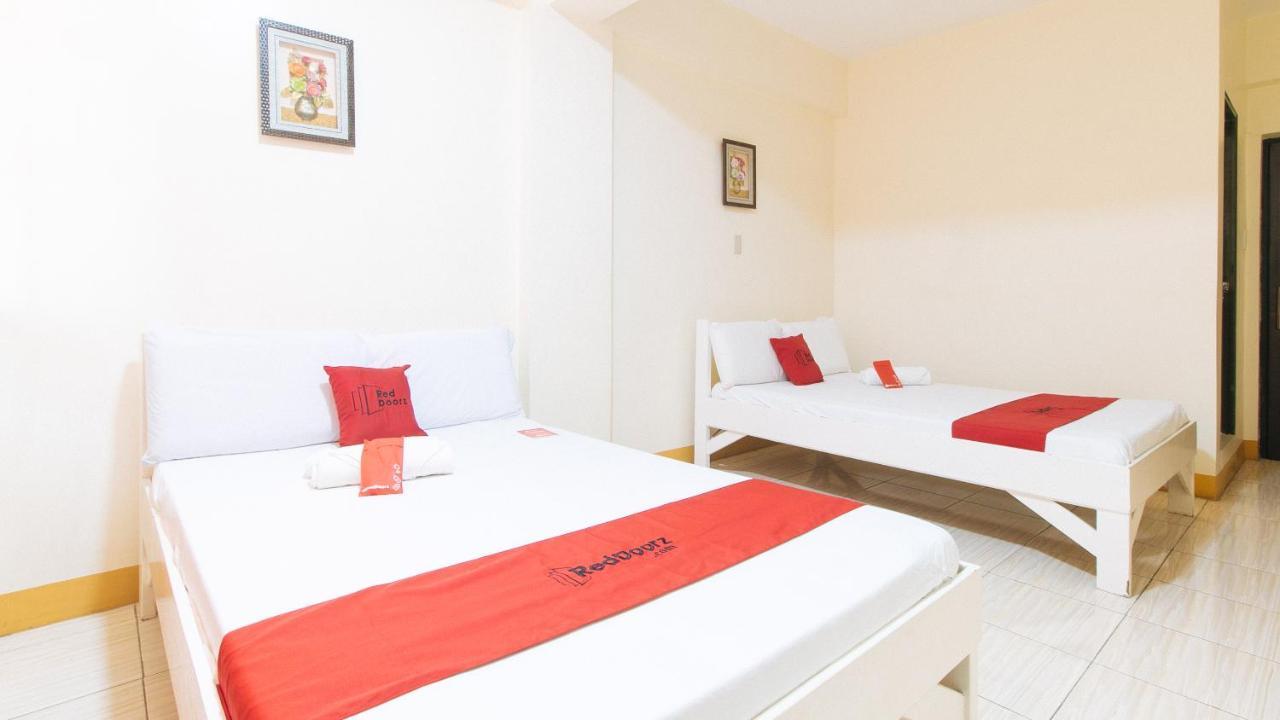Reddoorz @ Golden Skye Hotel Guagua Exteriér fotografie