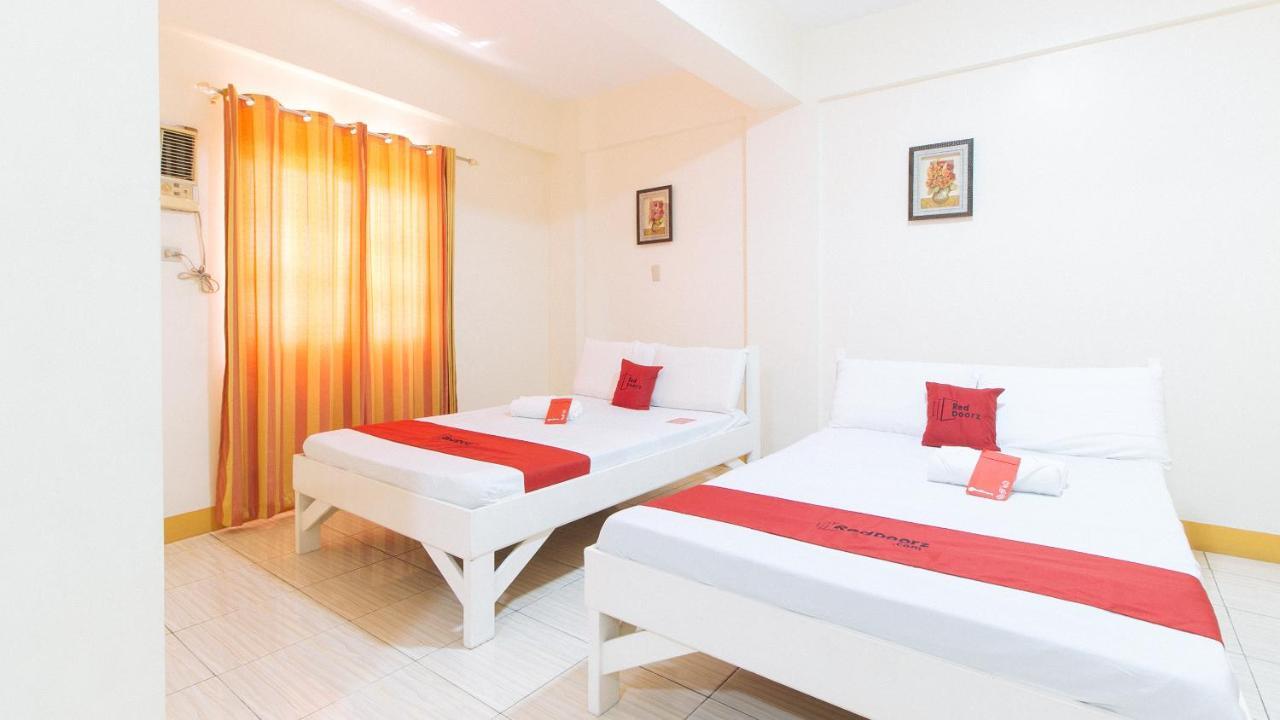 Reddoorz @ Golden Skye Hotel Guagua Exteriér fotografie